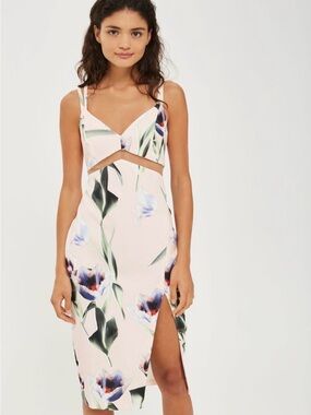 Floral Cutout Midi Dress in Blush Pink